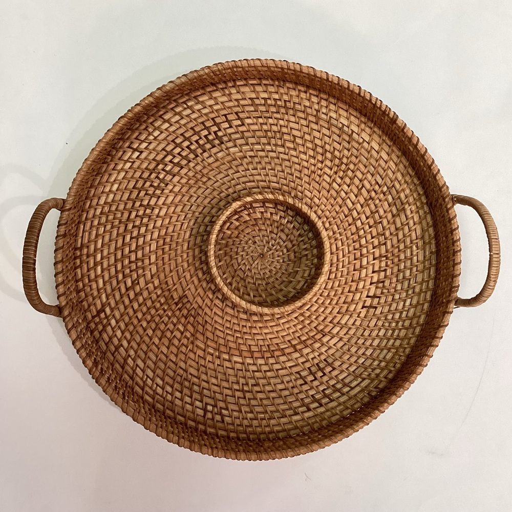 Handwoven Wicker Rattan Chip and Dip Serving Tray Platter Round